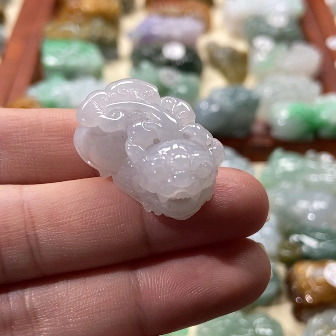 翡翠颈饰未镶嵌貔貅口含珠