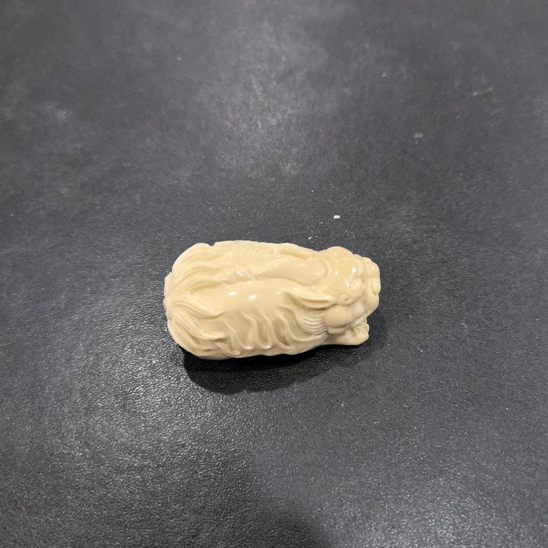 猛犸约25.1克雕刻件ZLX102