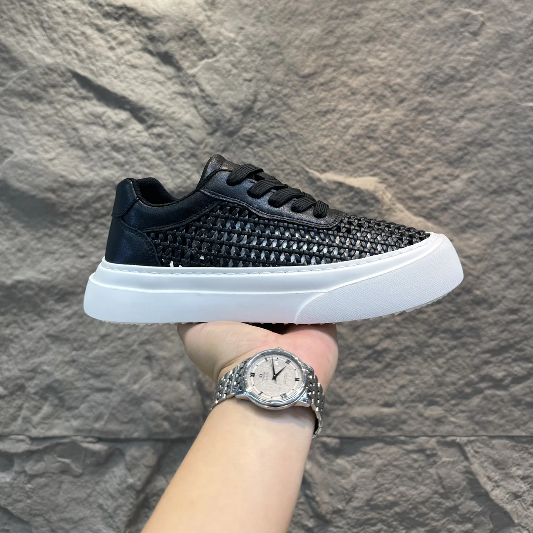 男鞋夏季新款透气镂空编织网面时尚百搭发泡软底轻便舒适休闲板鞋