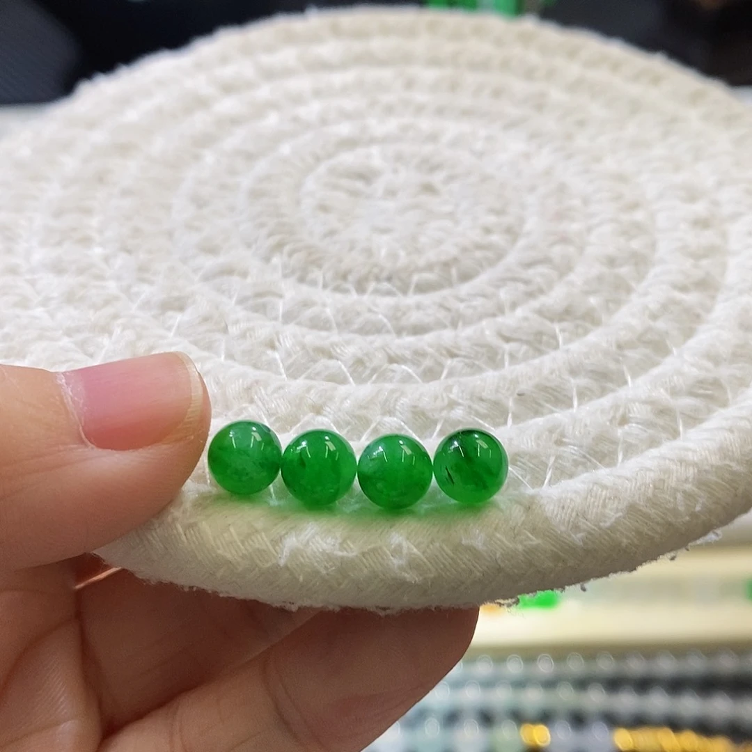未镶嵌挂件翡翠一组