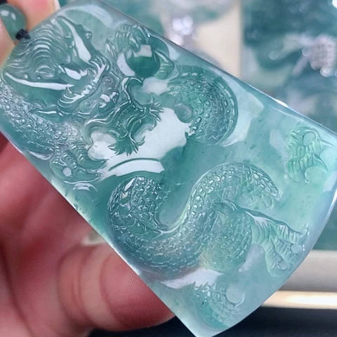 【闪购商品】翡翠颈饰未镶嵌天然翡翠