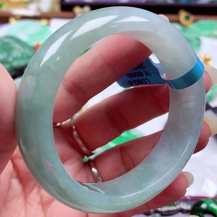 未镶嵌手镯翡翠翡翠