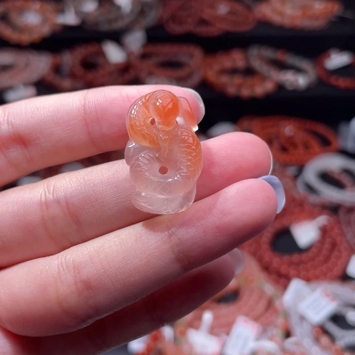 南红玛瑙未镶嵌配饰蛇来运转914