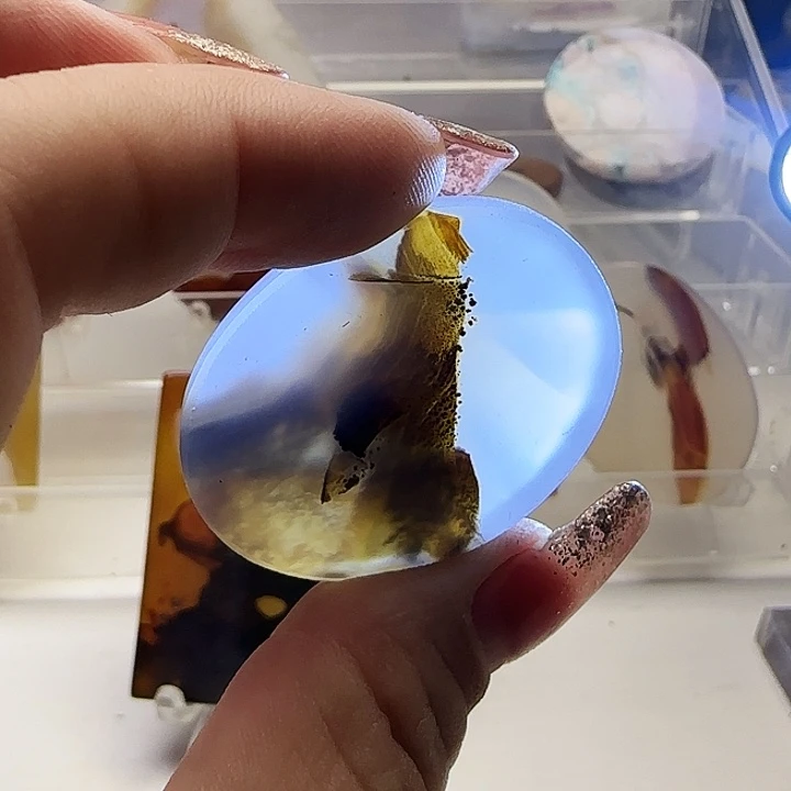 玛瑙/玉髓未镶嵌珠宝奇石