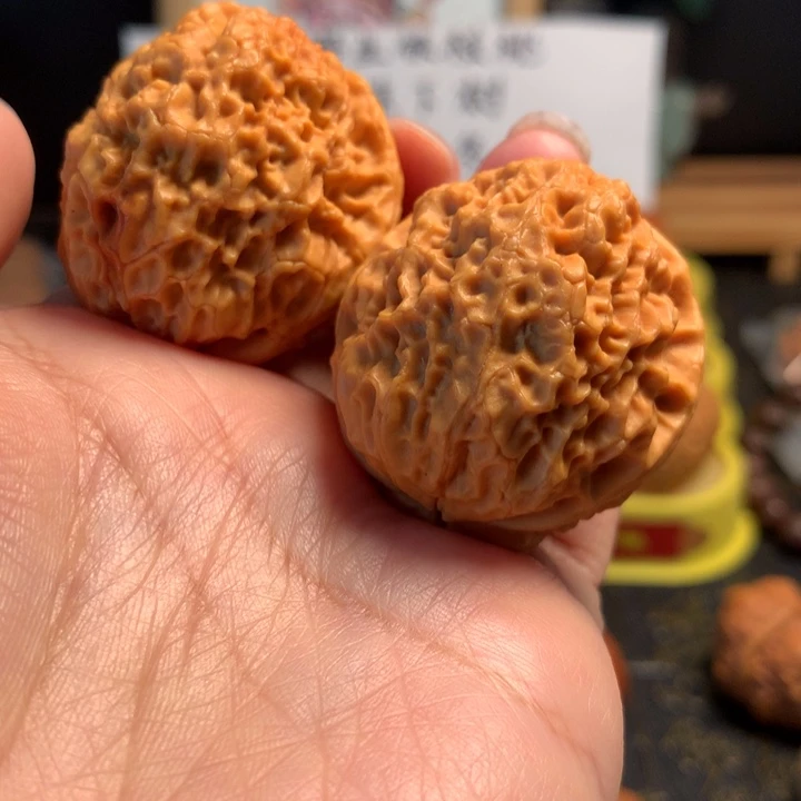 吊坠文玩核桃暴雪43尺寸