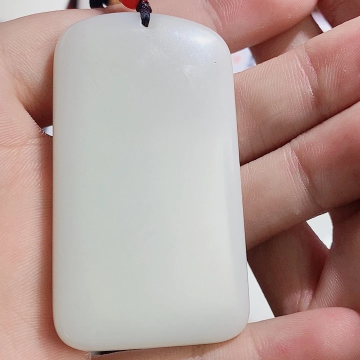 和田玉未镶嵌挂件文*中间国玉出品……