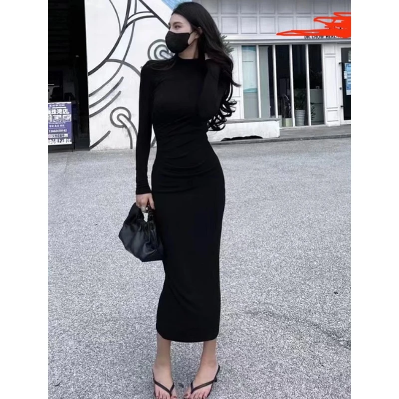 高领黑色T恤连衣裙女秋冬修身显瘦气质赫本风内搭包臀打底长裙子