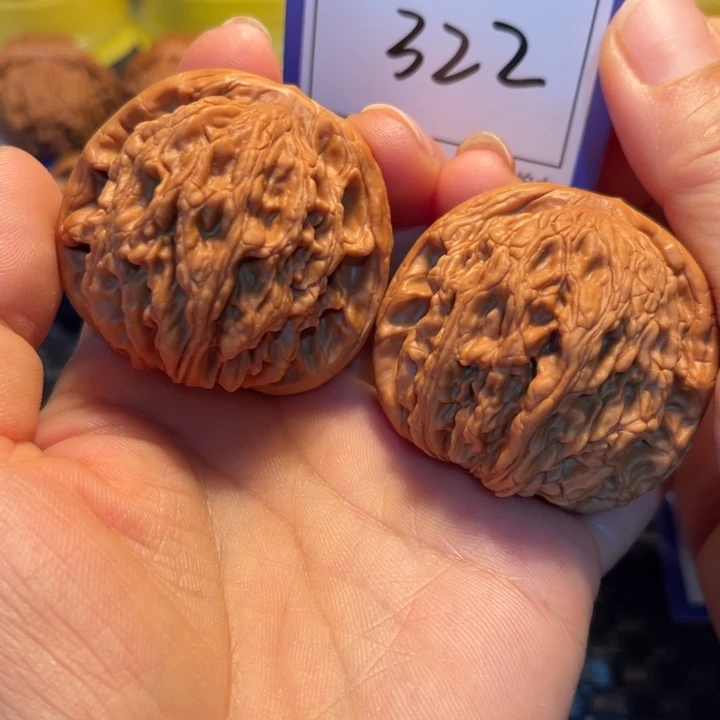 桃核吊坠46粗筋虎322