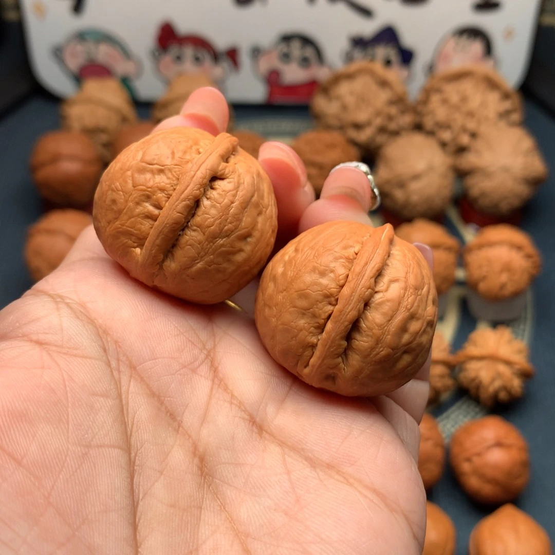 文玩核桃把件金佛