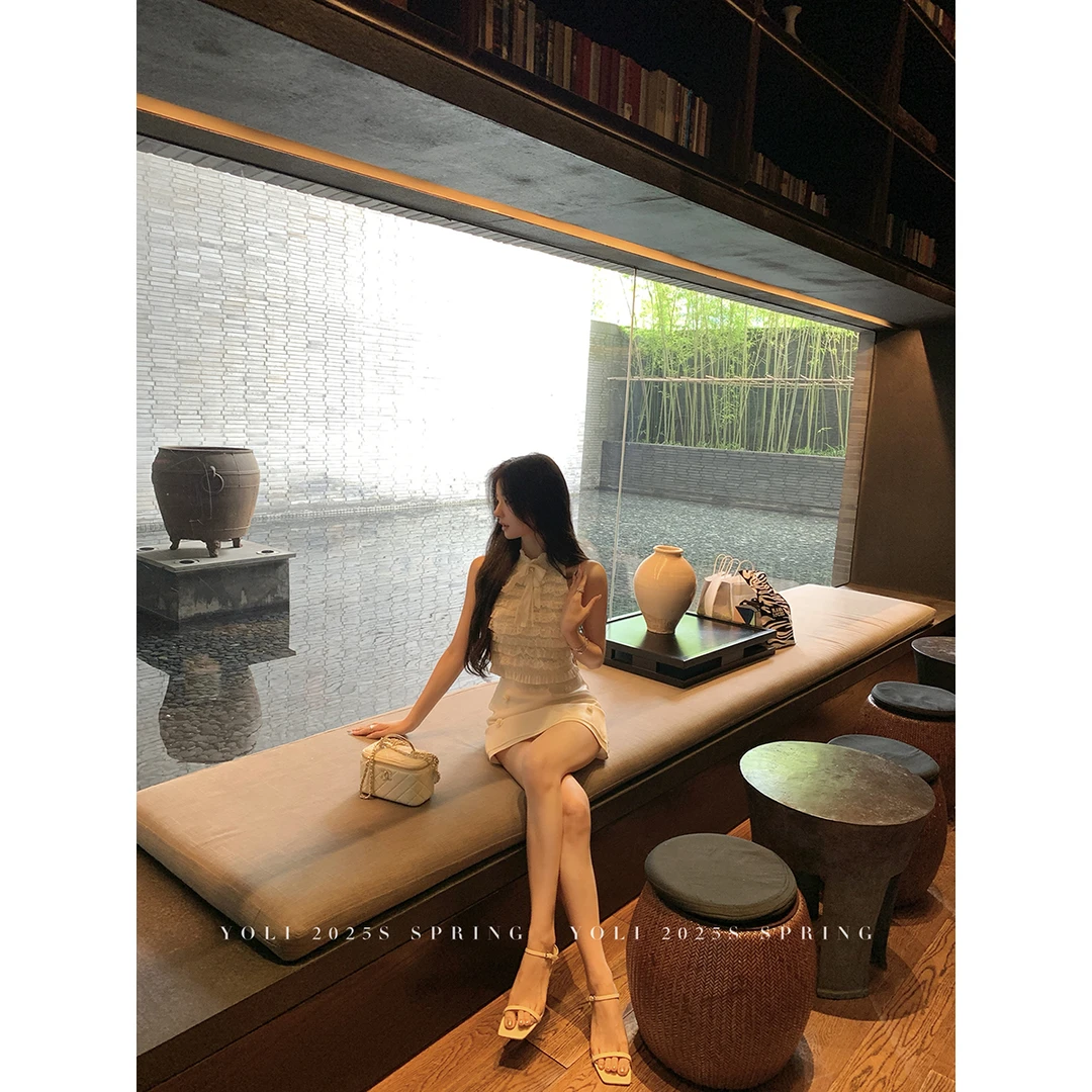 YOLI 张宥利  "韩系精致"无袖上衣