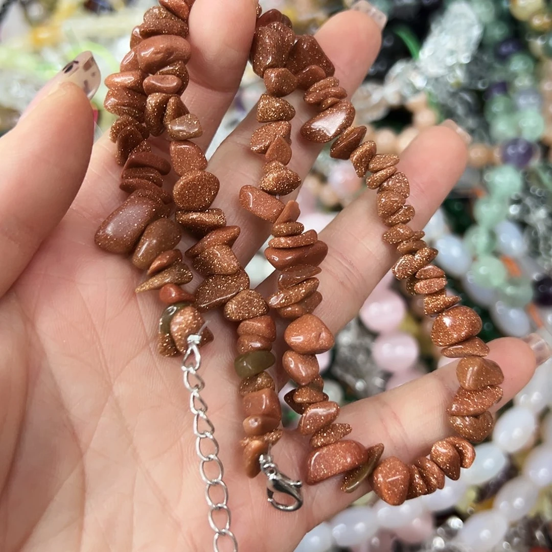 玛瑙/玉髓未镶嵌珠宝半成品，金沙碎石成品一条