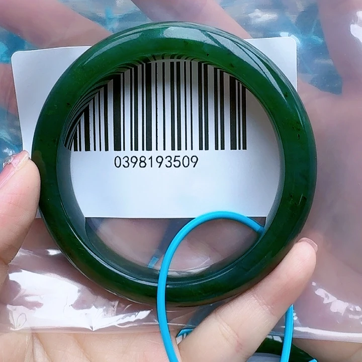 和田玉（碧玉）手镯未镶嵌5859包容