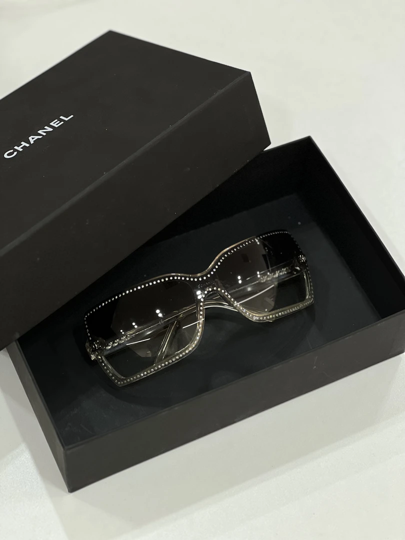 95新 Chanel/香奈儿 夏七中古/黑色渐变水钻滚边/太阳镜13