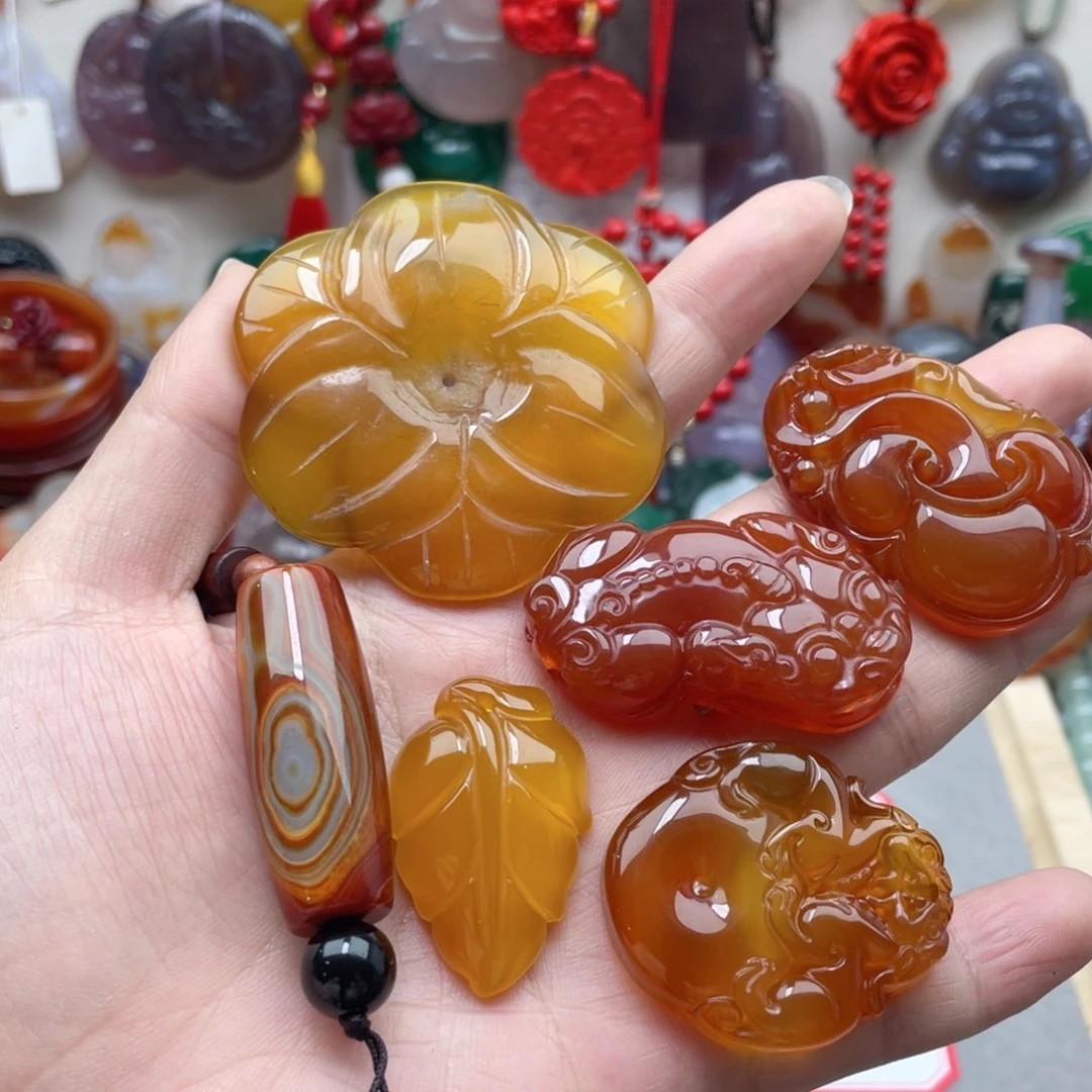 玛瑙/玉髓颈饰合金众**安