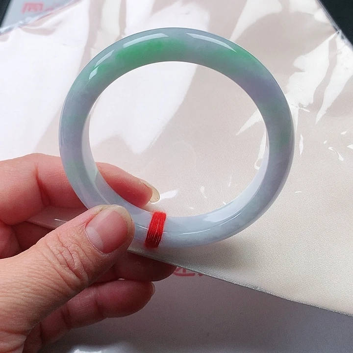 翡翠手镯未镶嵌翡翠132