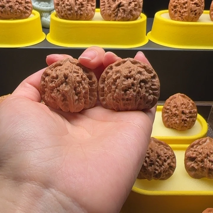 文玩核桃把件41白狮子