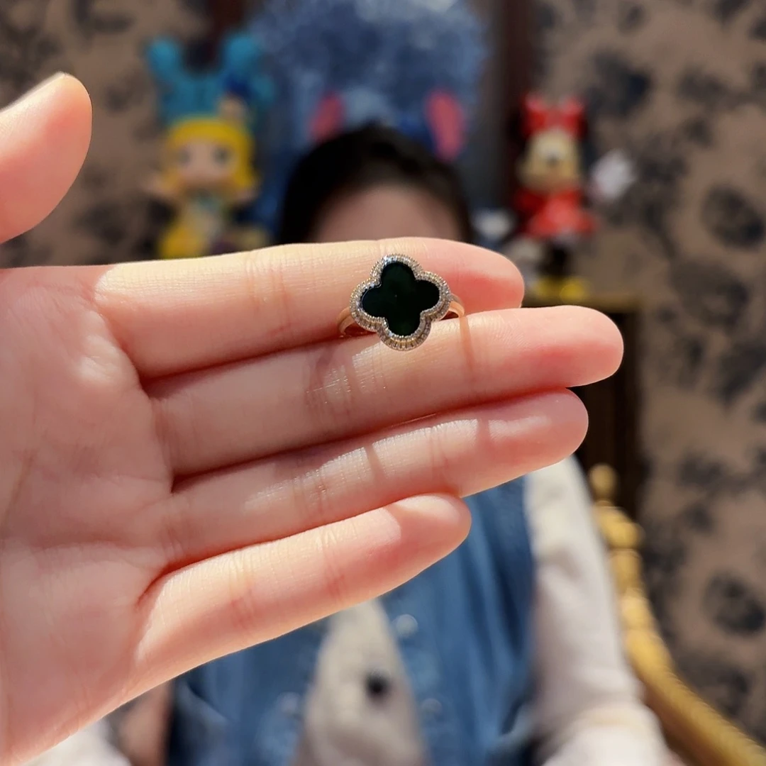 翡翠18K金镶嵌戒指戒指