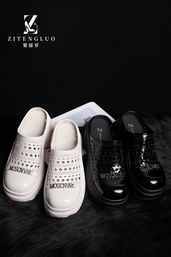 ZiTengLuo/纯色字母镂空透气女包头拖25-380