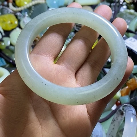 岫玉手镯未镶嵌60-59口径