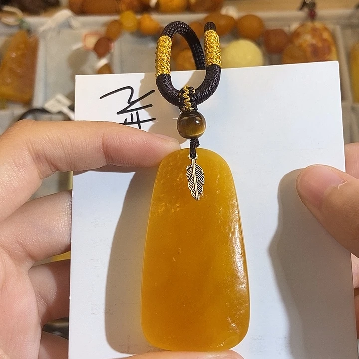 定制琥珀未镶嵌琥珀w