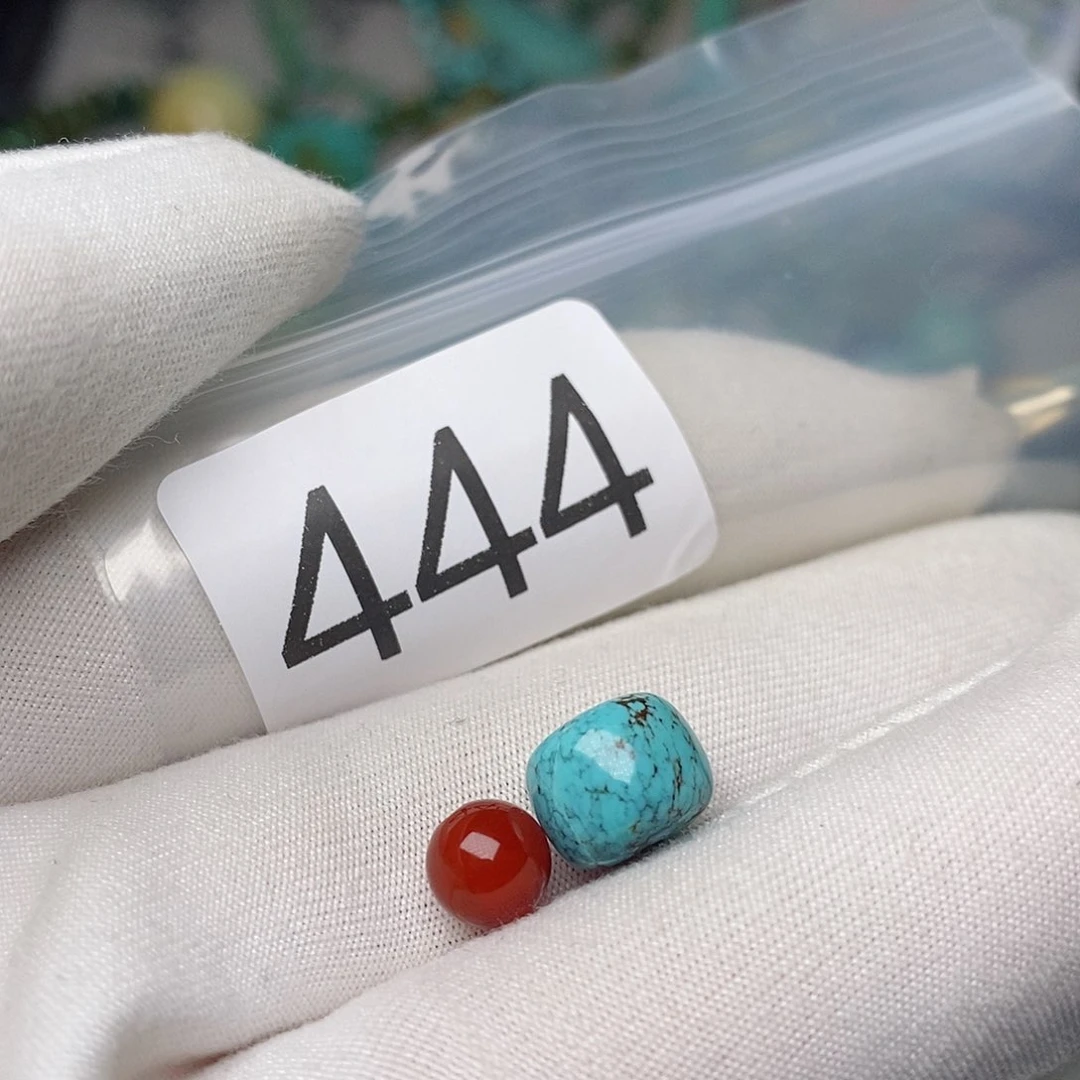 南红玛瑙未镶嵌珠宝奇石