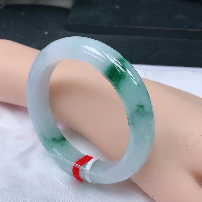 【闪购商品】翡翠手镯未镶嵌，