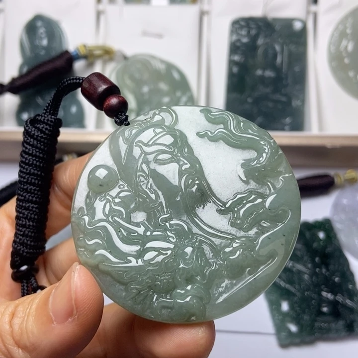 翡翠未镶嵌挂件翡翠