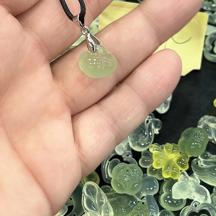 合金蛇纹石玉颈饰