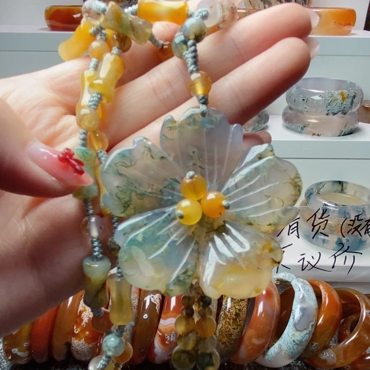 玛瑙/玉髓手镯未镶嵌