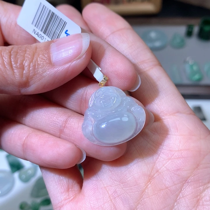 翡翠颈饰18K金镶嵌佛