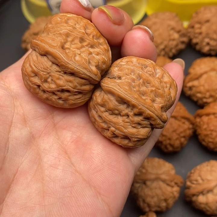 文玩核桃吊坠元宝36