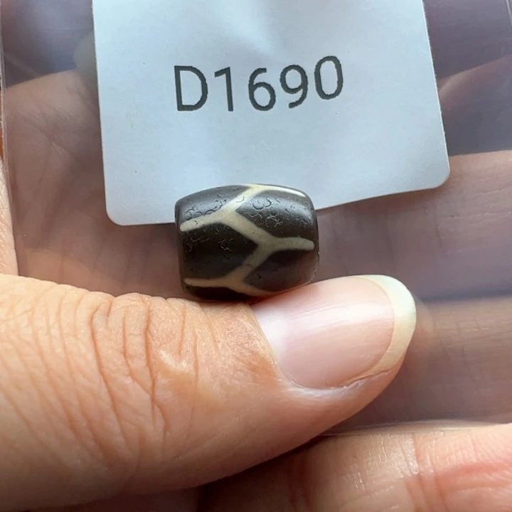 未镶嵌玛瑙/玉髓珠宝半成品