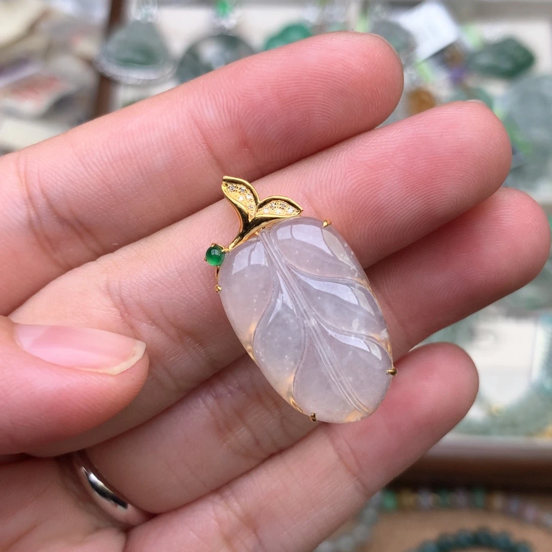 【闪购商品】18K金镶嵌挂件翡翠一