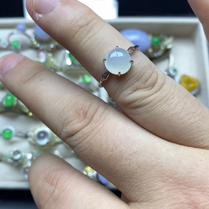 翡翠未镶嵌戒指戒指