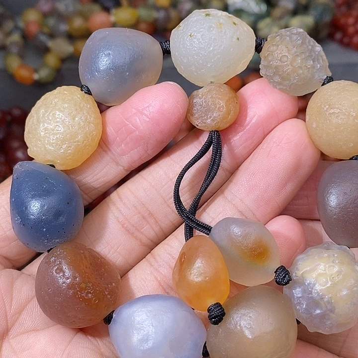 未镶嵌玛瑙/玉髓珠宝奇石