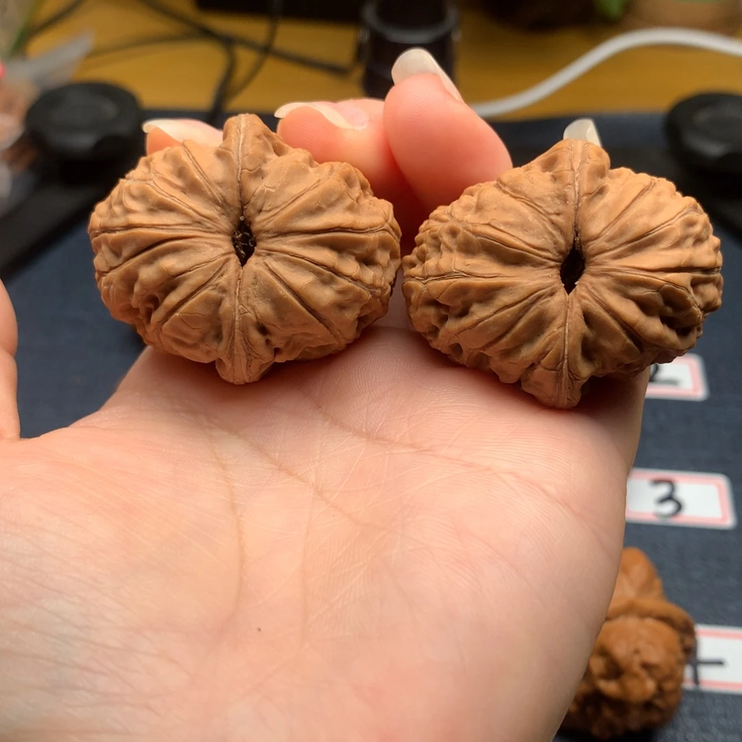 文玩核桃把件?*?元宝