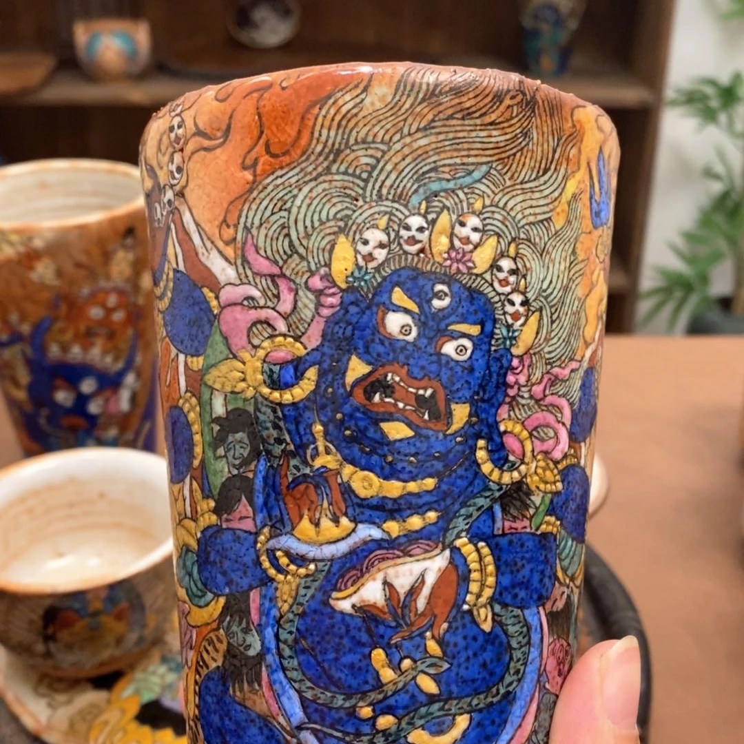 龙*手工手绘六臂大黑天茶杯