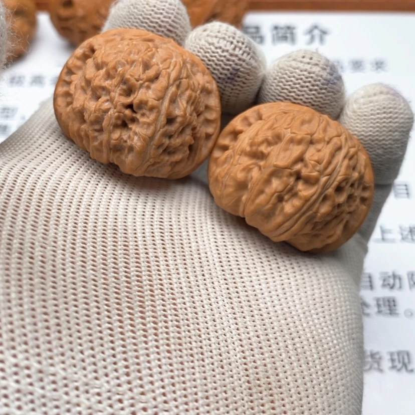 【闪购商品】把件文玩核桃31白狮子