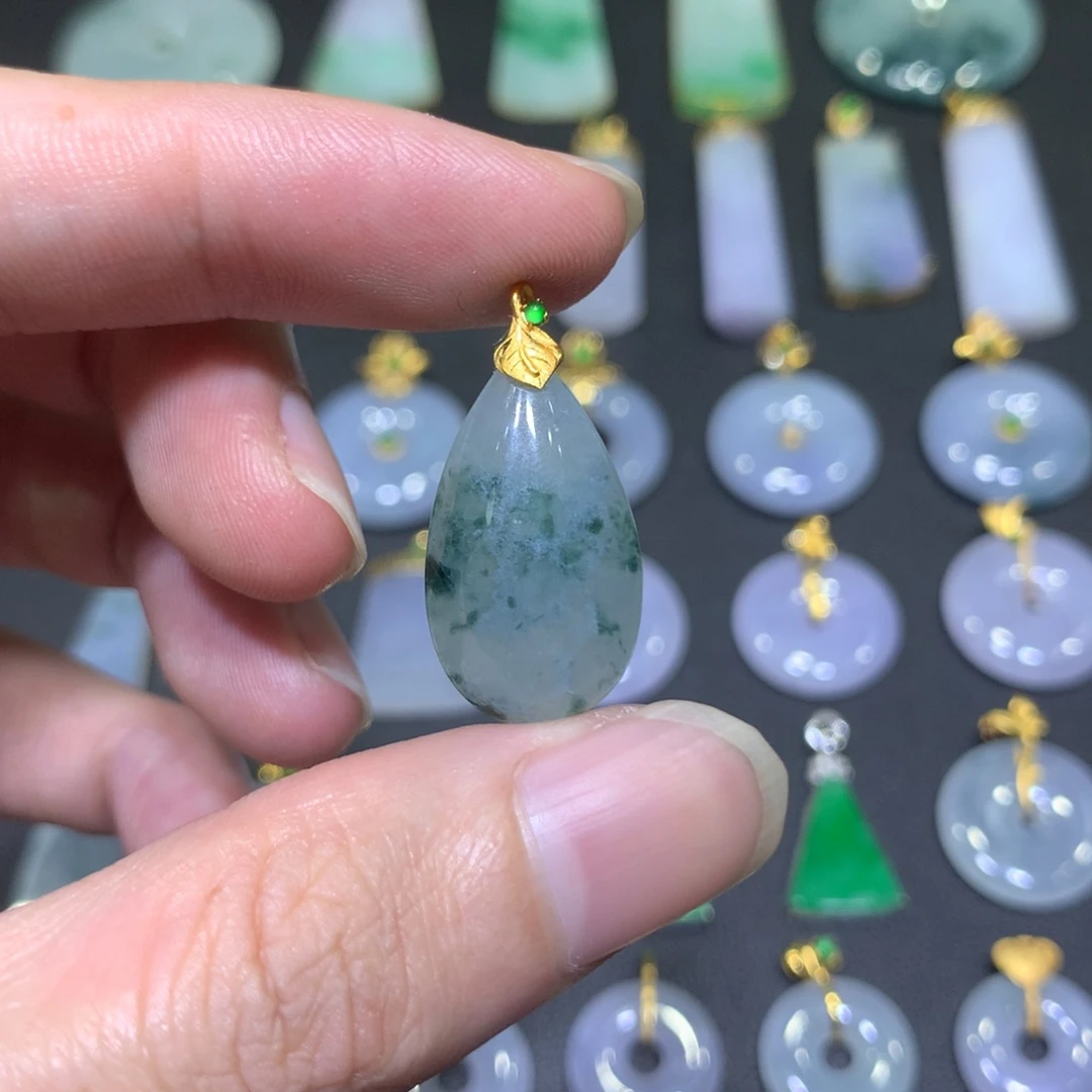 翡翠18K金镶嵌吊坠(不含链)