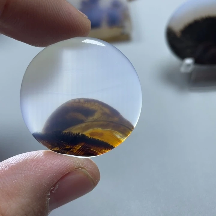 玛瑙/玉髓颈饰未镶嵌角**雄