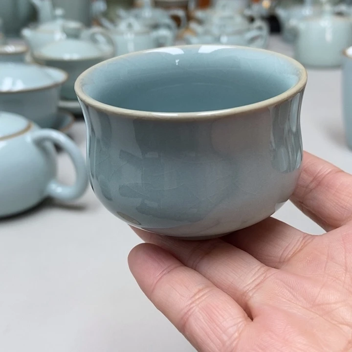 瓷支钉元宝杯带礼盒