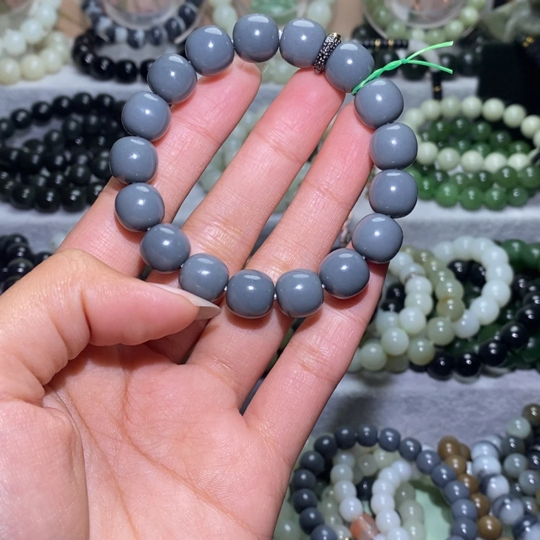 亚***猫和田玉未镶嵌手链