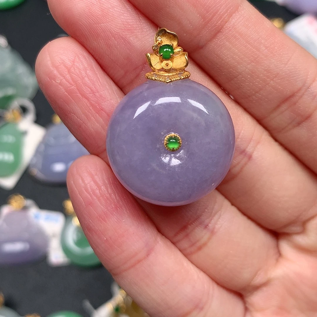 颈饰18K金镶嵌翡翠翡翠吊坠