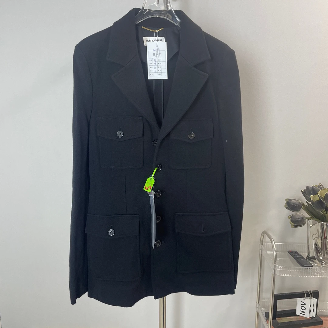 未使用 YSL/圣罗兰 YSL 黑色 外套 全新 36码 A8323