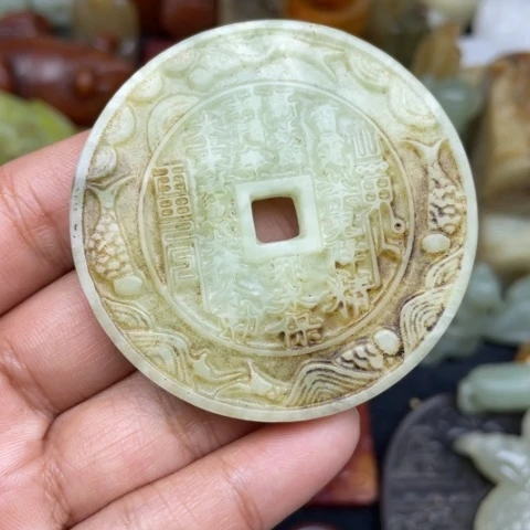 蛇纹石玉未镶嵌颈饰36