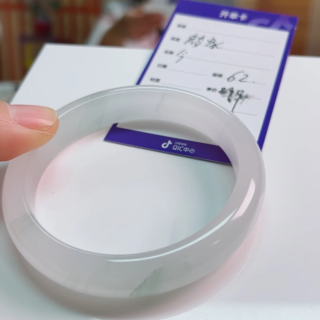 石英质玉手镯未镶嵌?****?