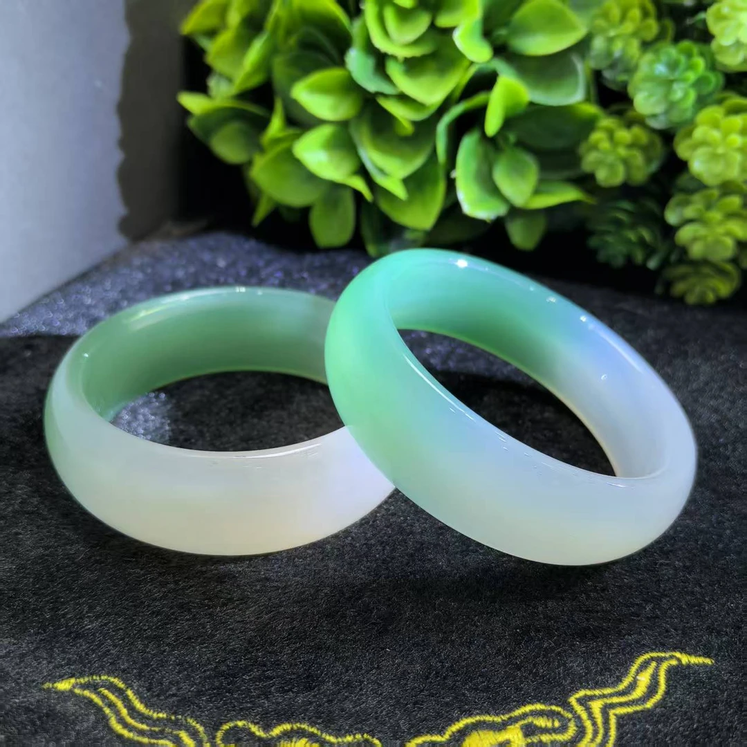 S6184极冰春彩北之极光 玛瑙手镯-配礼盒-多样性发货只发一件