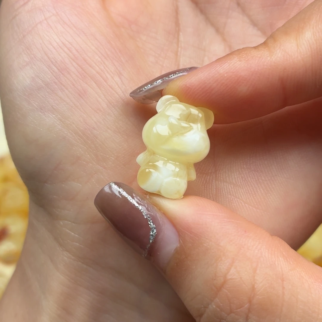 琥珀未镶嵌裸石蜜蜡