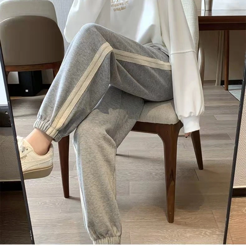 孕妇裤子春秋外穿2023新款休闲直筒束脚打底卫裤运动裤春装女