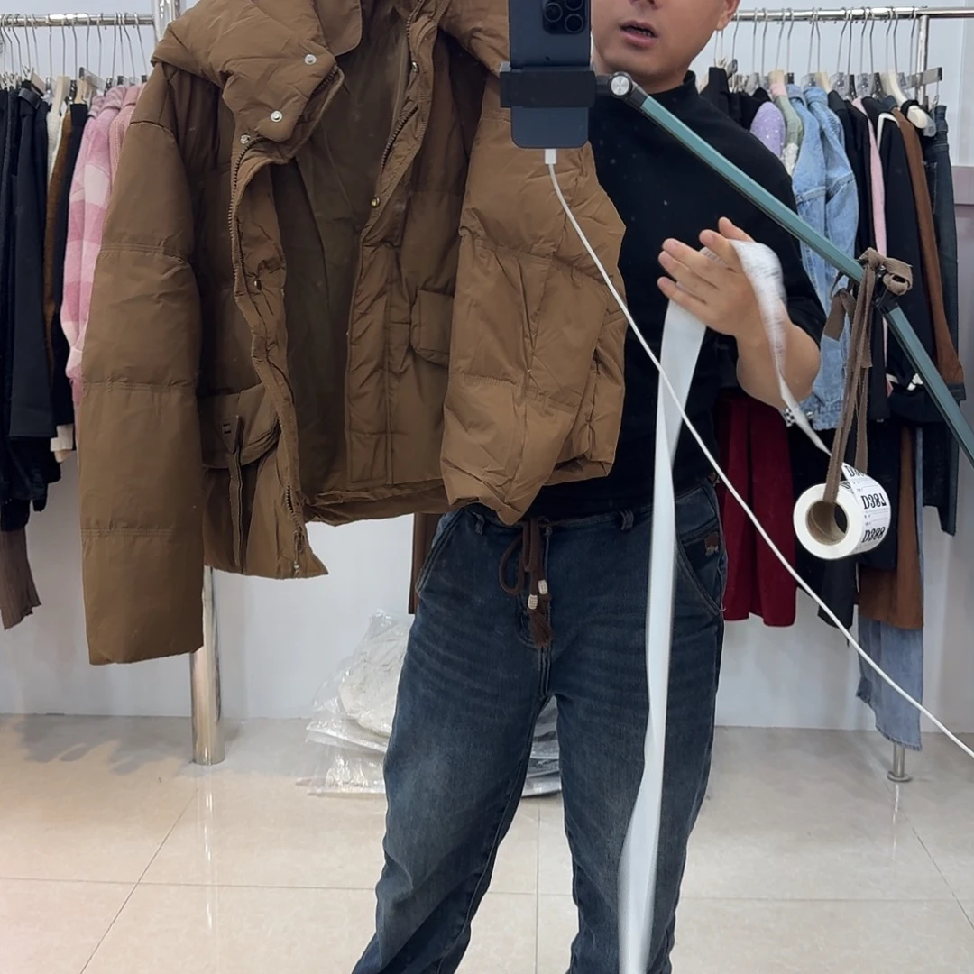 笑***生嗯哼的时候不觉得好笑哈373